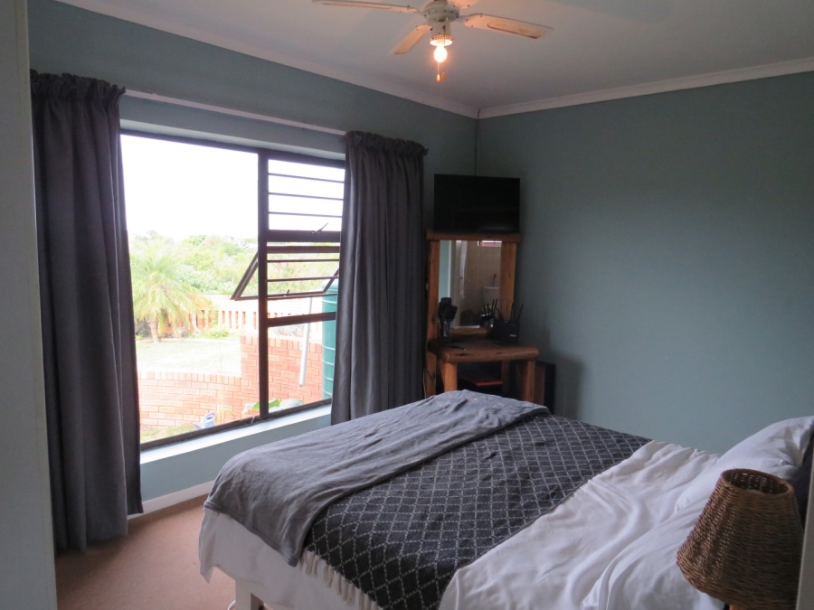 3 Bedroom Property for Sale in Seafield Eastern Cape